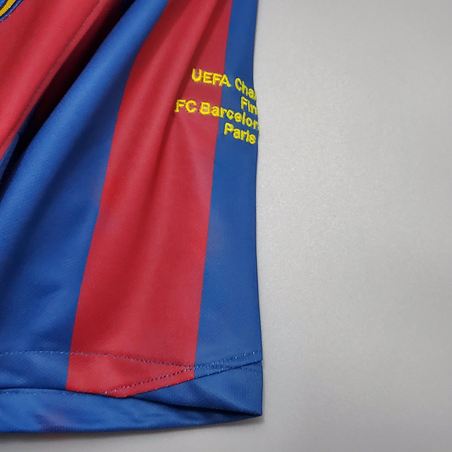 Camisa Retrô FC Barcelona 2005/06 Home Champions League Edition