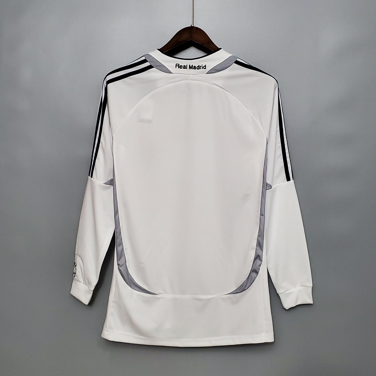 Camisa Real Madrid Titular 06/07 - Versão Retrô Manga Longa