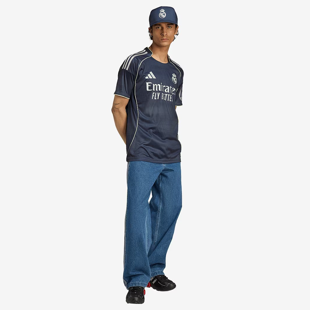 Camisa Adidas Real Madrid 2025/26 II Torcedor