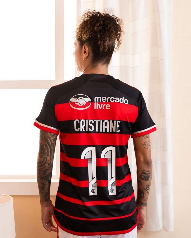 Camisa do Flamengo Feminina I 24/25 com patrocínios