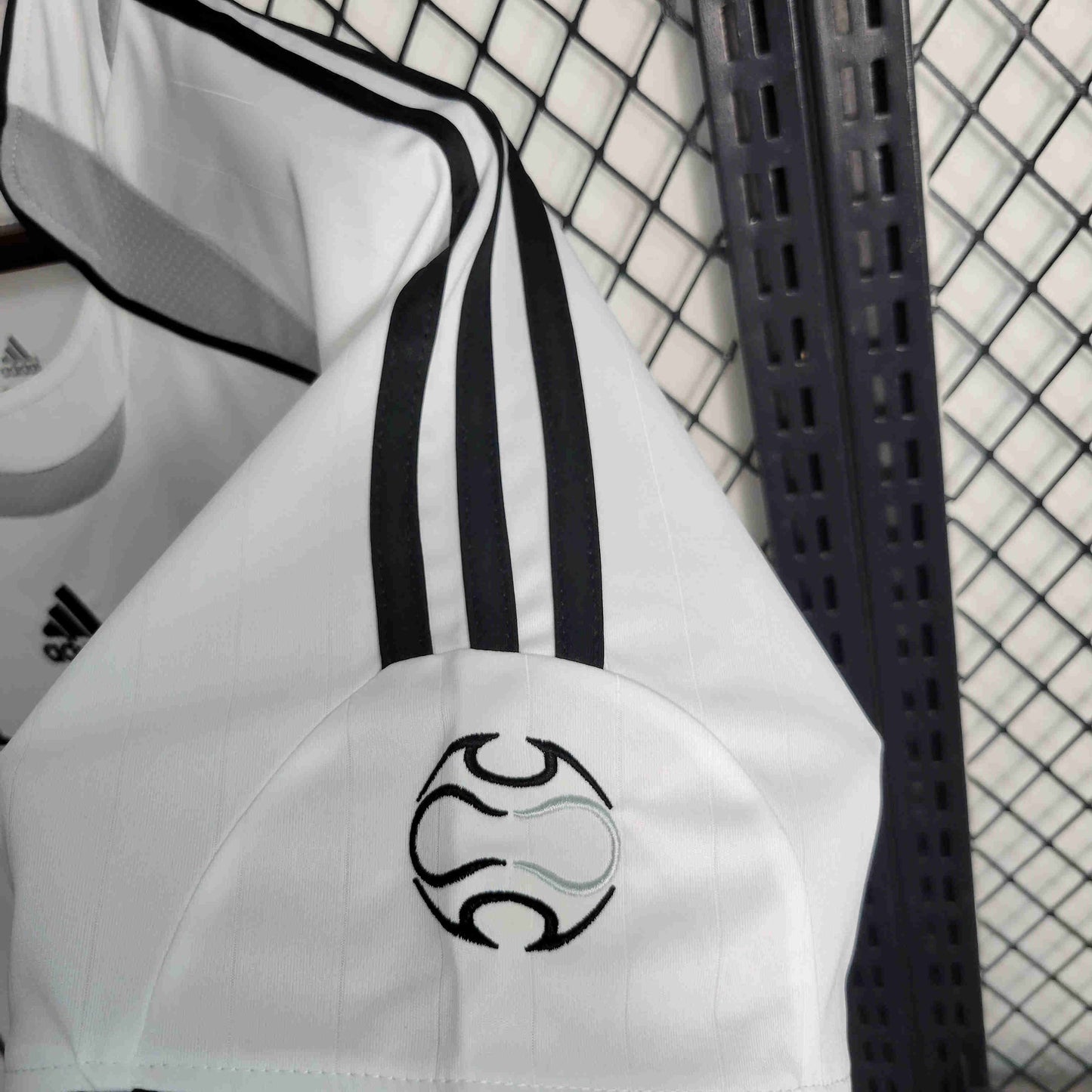 Camisa Real Madrid Home 06/07 - Versão Retrô