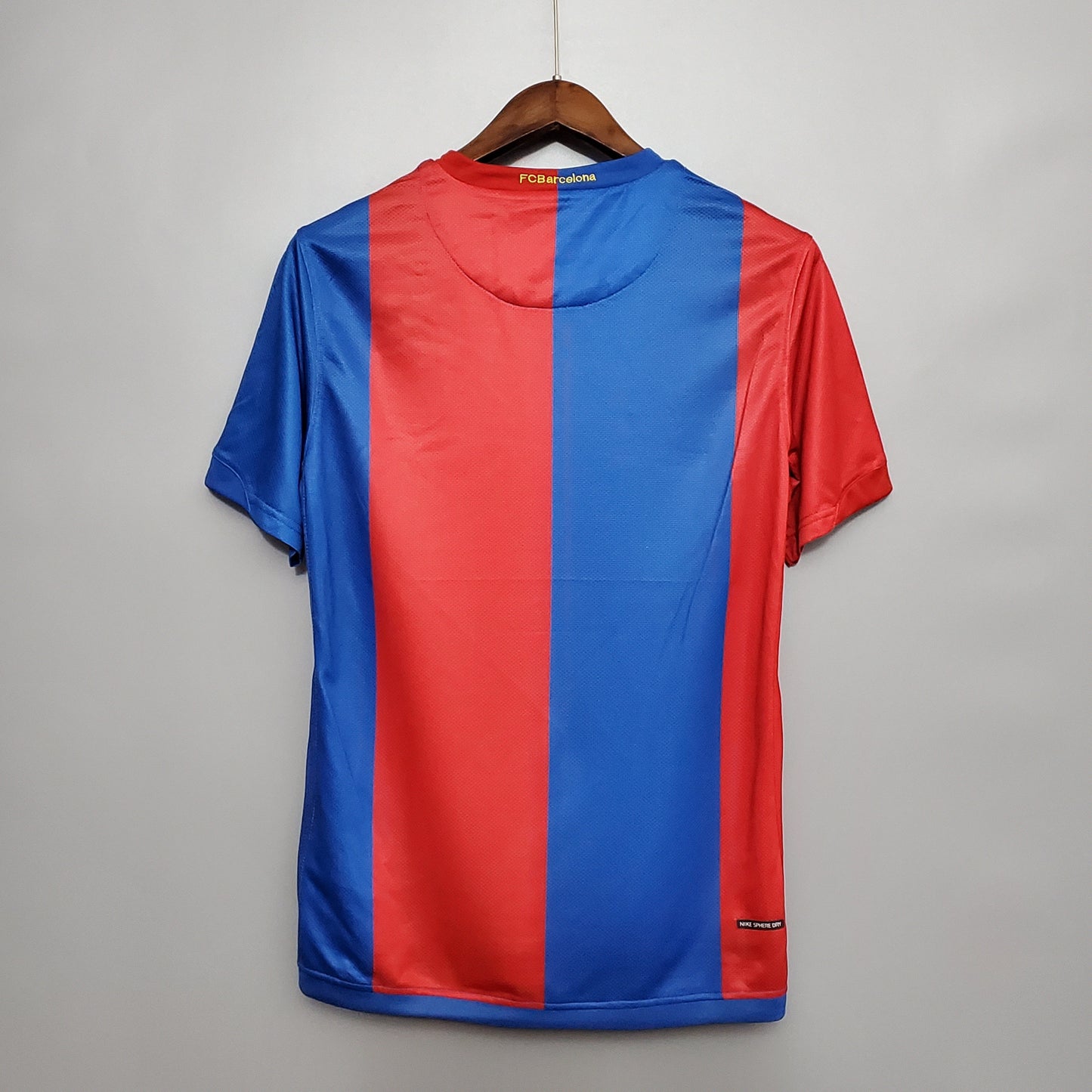 Camisa Barcelona Titular 06/07 - Versão Retrô