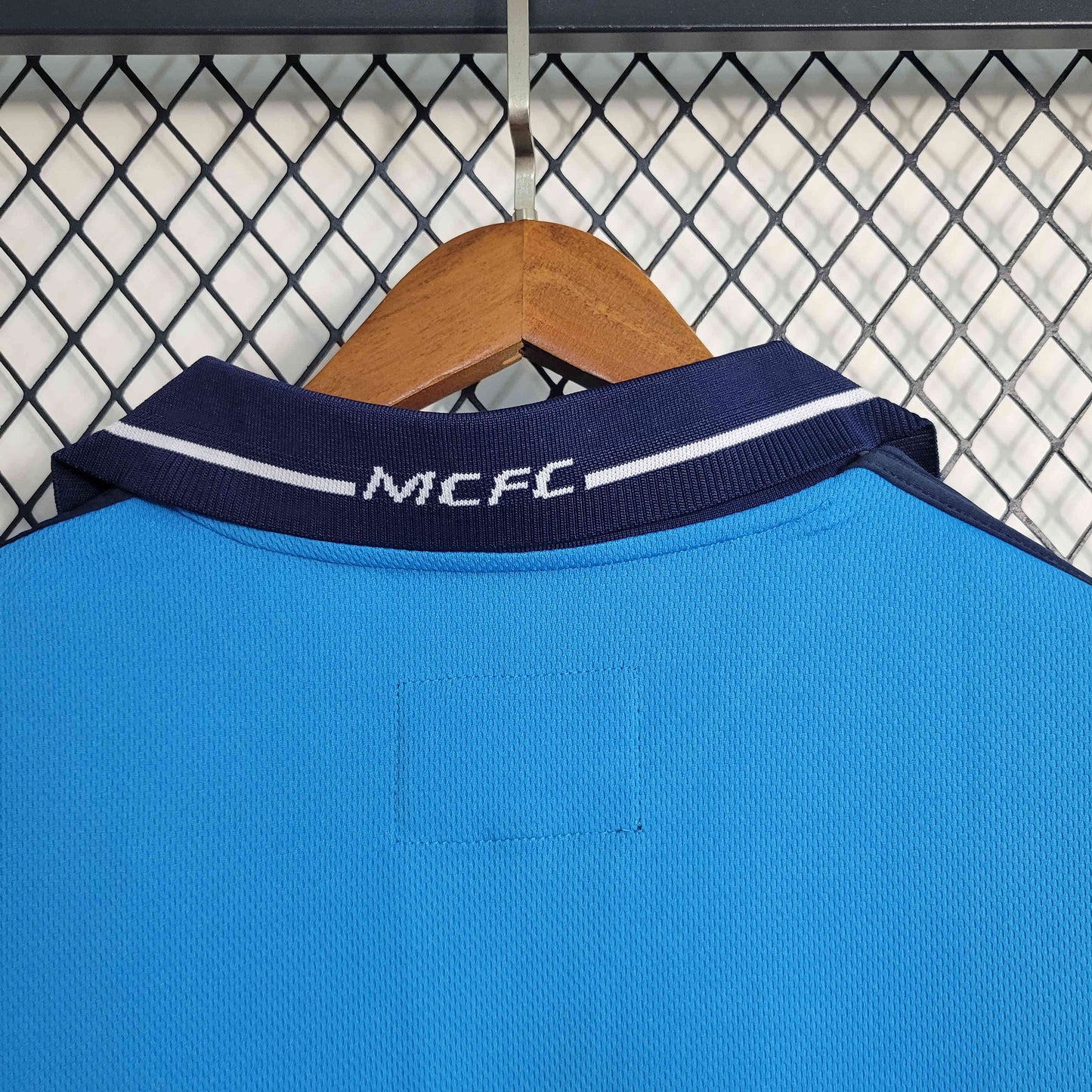 Camisa Manchester City 01/02 - Versão Retrô