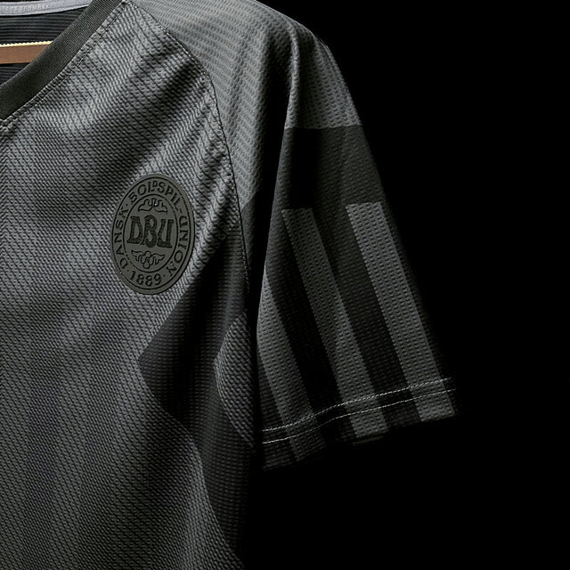 Camisa Seleção Dinamarca III 2022 Hummel - All Black